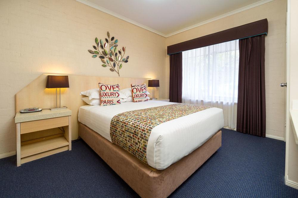 Blazing Stump & Aparthotel 4*